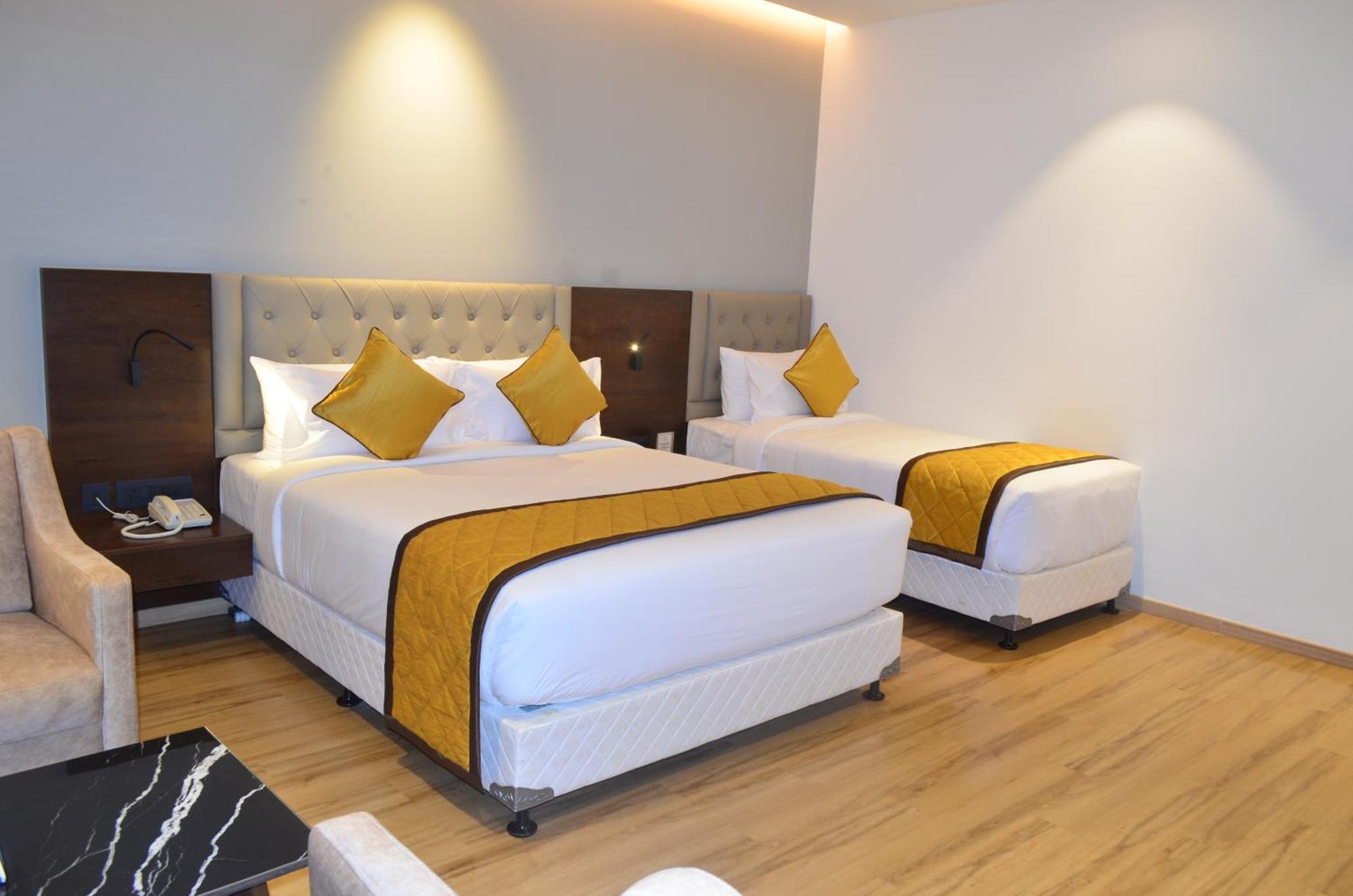 The Aurum Subrahmanya Exterior photo