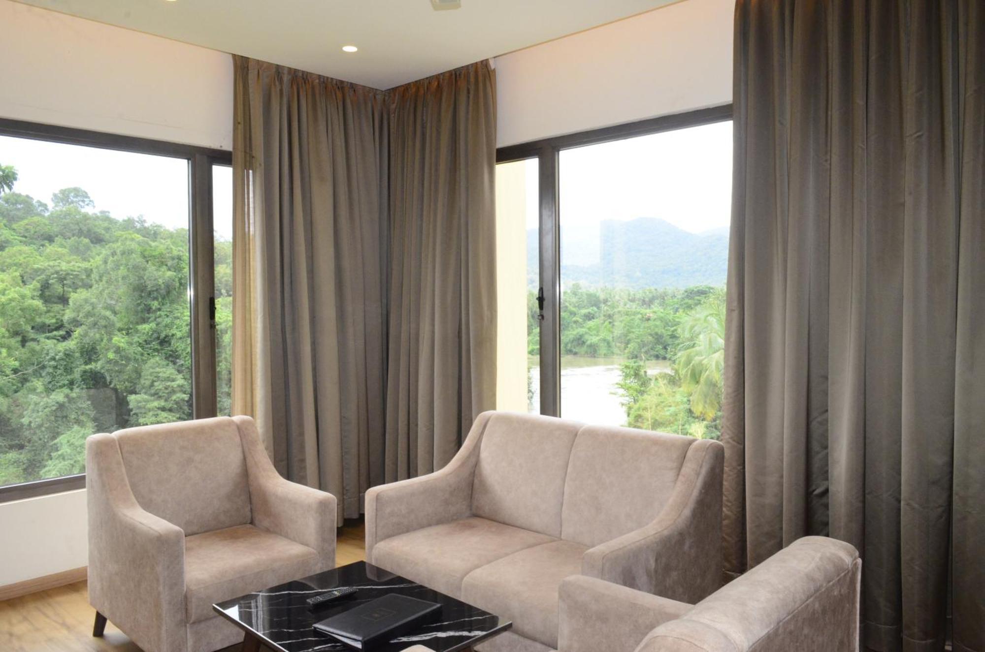 The Aurum Subrahmanya Exterior photo